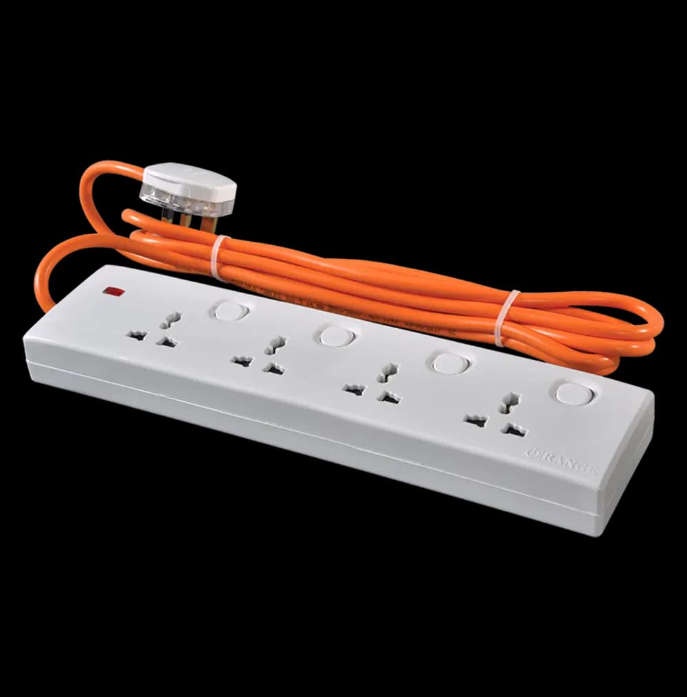 13A Trailer Socket with Fused Plug Top & 7m Wire